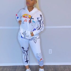 Graffiti Joggers Set (White 🤍)